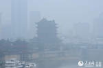 11月份以来，江西各地频发大雾，持续性大雾天气历史少见。 - 人民网