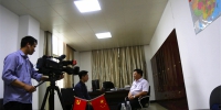 江西教育电视台记者专访学院党委书记曹连平 - 江西科技职业学院