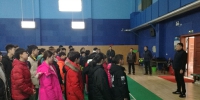 省球类中心领导班子 春节前看望慰问运动队 - 体育局