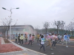 学院举办“彩虹跑”助力全民健身运动 - 南昌商学院