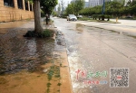 九龙湖有段辅道经常积水 - 中国江西网