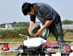 智能农机加持 田间满满“科技范”（图） - 中国江西网