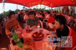 千余名食客共赴鄱湖之滨龙虾宴 - 中国江西网