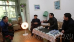 校领导春节前夕走访慰问部分老党员和困难党员 - 江西师范大学